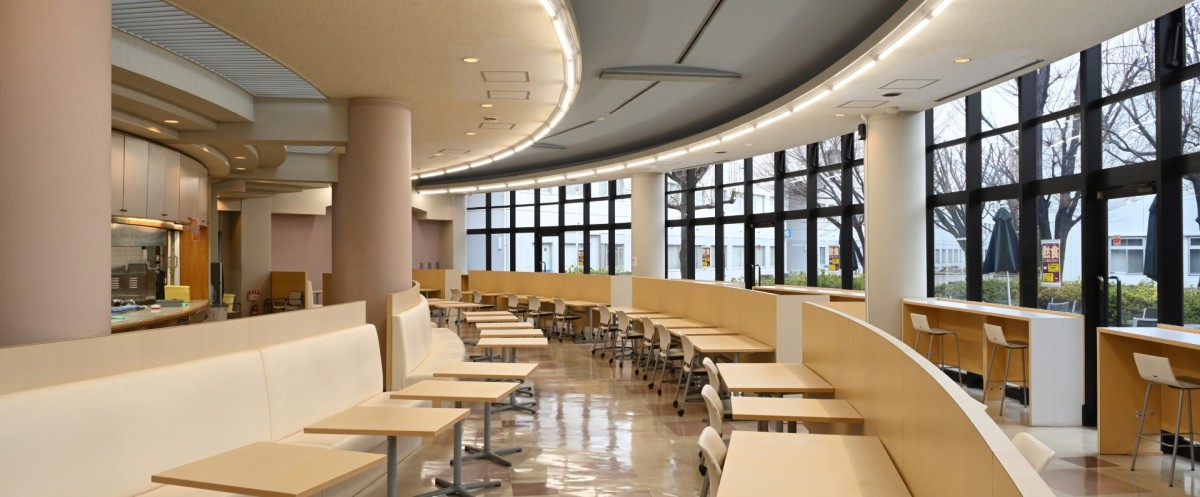 社会的意義に満ち溢れた魅力的な選択肢の中から自ら磨き上げた知と技を未来に活かしてほしい。