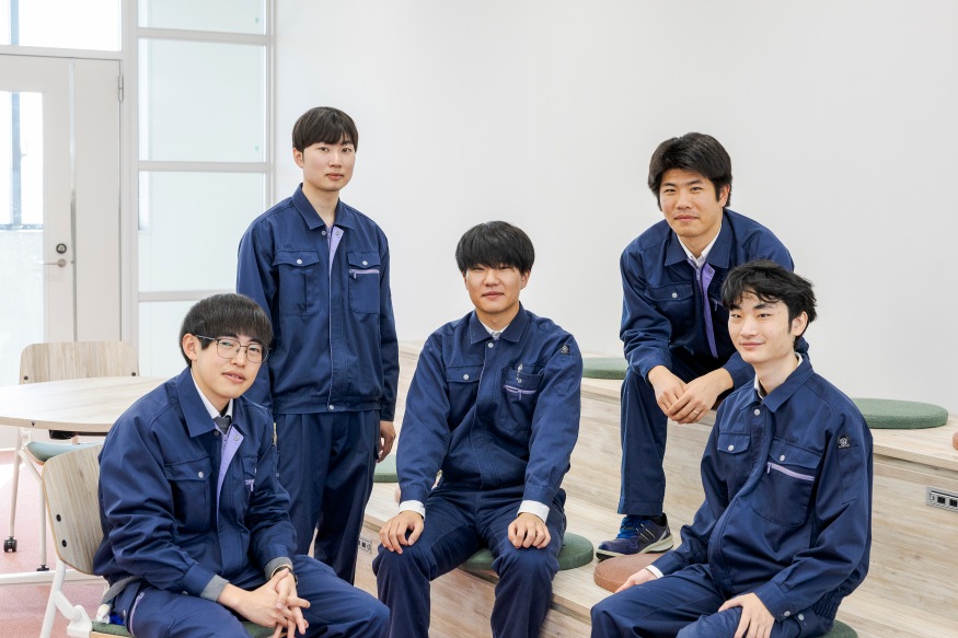 研究学域生 集合写真 正面